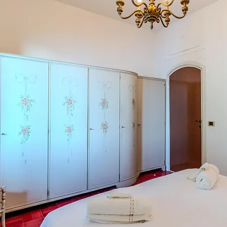 Fabrizio By Interhome Laveno