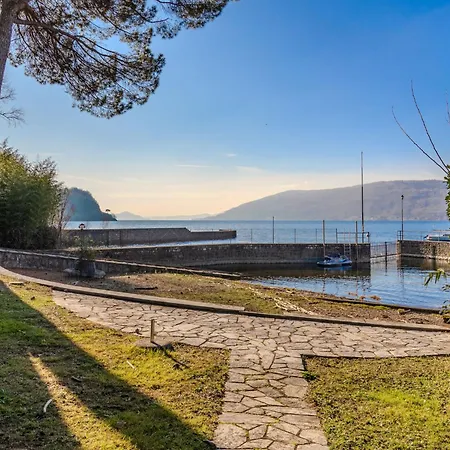 Fabrizio By Interhome Laveno